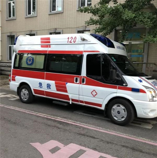 港口选择我们的救护车出租,开启安心转院之旅